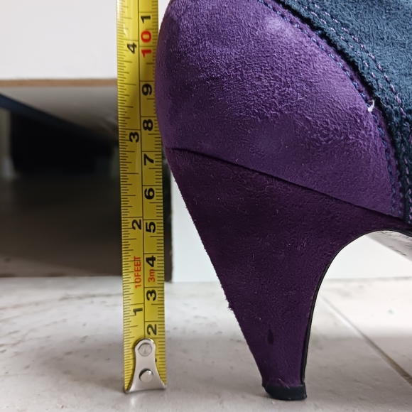 Prevata Navy and Purple Pumps - Picture 6 of 6